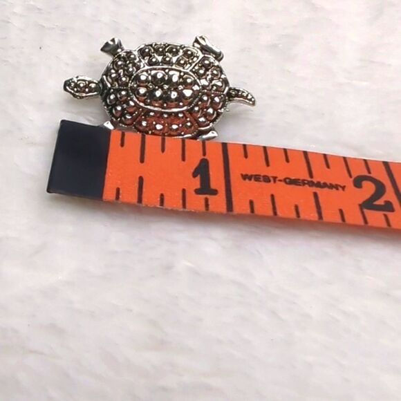 Vintage 80's Gerry's Silvertone Turtle Scatter Pins/Brooches - Picture 6 of 8